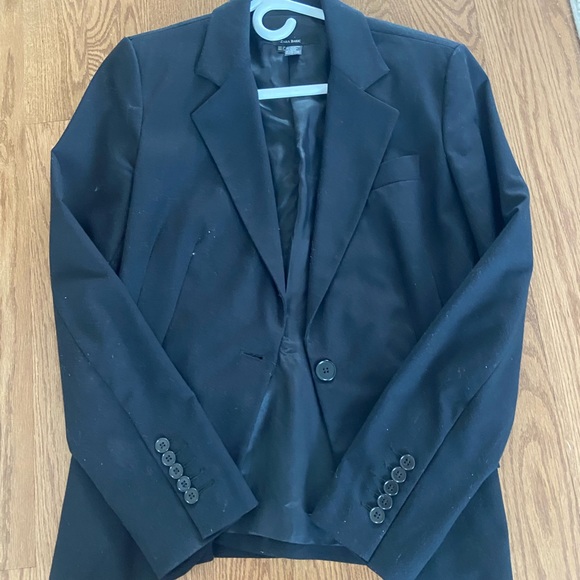 Blazer - Picture 3 of 3